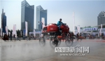智能喷雾机让耕作更轻松 - 哈尔滨新闻网