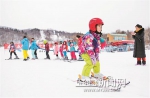 “雪孩子”玩嗨了 - 哈尔滨新闻网