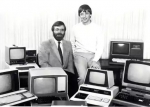 微软联合创始人保罗·艾伦(左)和比尔·盖茨(右) - 商务局