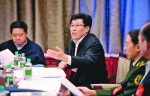 黑龙江代表团在驻地举行小组会议 - Hljnews.Cn