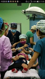 5岁女童气管内吸入碎花生十余粒致重度窒息 哈市儿童医院医生妙手取出患儿转危为安 - 新浪黑龙江