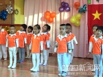 新太阳幼儿园红歌唱响爱国情 - 哈尔滨新闻网