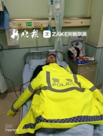 哈尔滨两名被撞辅警正在治疗 原来是司机操作所致 - 新浪黑龙江