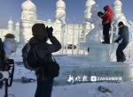 在哈尔滨逛景区时笑得灿烂点 全球媒体聚焦冰雪节 - 新浪黑龙江