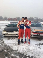 赛车大咖会冰城 飙速冰雪“麦田圈” - 哈尔滨新闻网