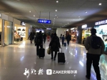 初一早晨哈机场就排长队 “白菜价”机票最低0.6折 - 新浪黑龙江
