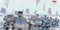 aelos 机器人挥舞着冬奥会会旗亮相北京八分钟。 - 新浪黑龙江