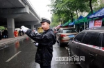 哈尔滨市交警部门七项举措全力助考 送考车不限行 - 新浪黑龙江