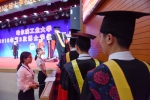279名博士获得学位 扬起人生新航帆 - 哈尔滨工业大学