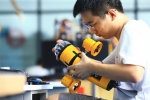 这个工程创新实践中心不一般：3D打印、AR、VR，还可制造各种机器人 - 哈尔滨工业大学