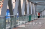 “玻璃天桥”首现哈尔滨 去火车站北站房方便了 - 新浪黑龙江