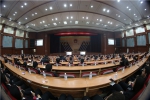 省法院组织干警收看十三届全国人大二次会议开幕会 - 法院
