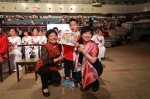 齐秀娟一行看望载誉归来的全国三八红旗手标兵贾秀芳和她的“孩子们” - 妇女联合会