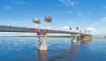 中俄合建首座跨境公路大桥黑龙江大桥合龙 - 发改委