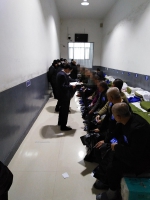 一场特殊的分流转“移”

绥化市检察院积极履责协同公安机关采取超常措施防止新旧在押人员交叉感染 - 检察