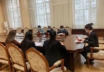 农垦中院机关团委组织开展青年干警读书 - 法院