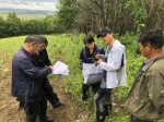 牡丹江中院：法官冒雨现场勘查 司法办案有温度 - 法院